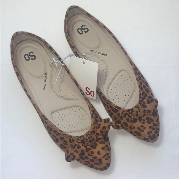 New SO Women's Pointed Toe Leopard Print Flats - Picture 2 of 11